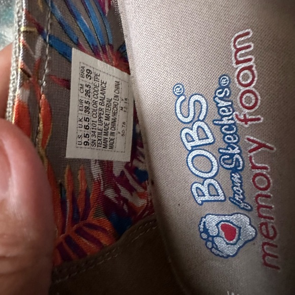 Women’s Canvas Slip Ons - Picture 7 of 7